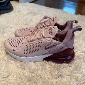 Women’s Nike Air Max 270 Sneakers